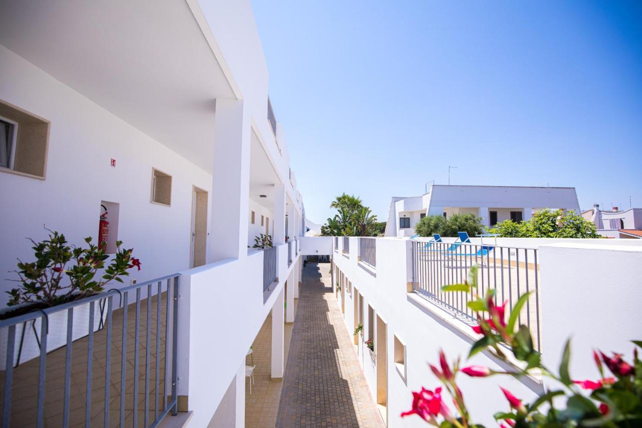 Donnosanto Residence Torre Santa Sabina Exterior foto