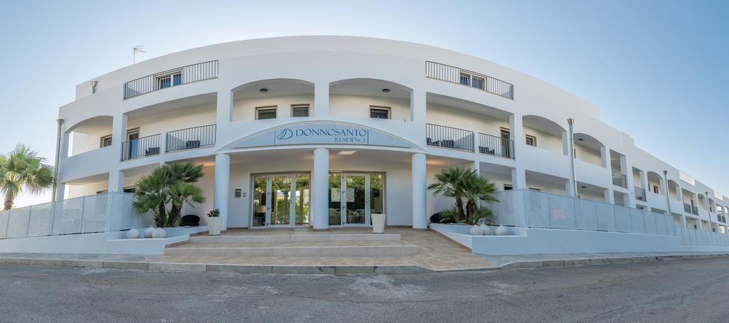 Donnosanto Residence Torre Santa Sabina Exterior foto