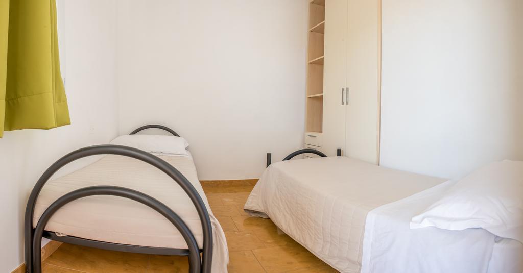 Donnosanto Residence Torre Santa Sabina Exterior foto